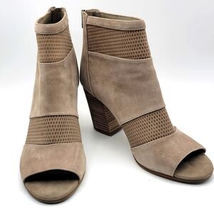 Reba Elegant Tan Ankle Peep Toe Boots‎ Size 10M. #1513